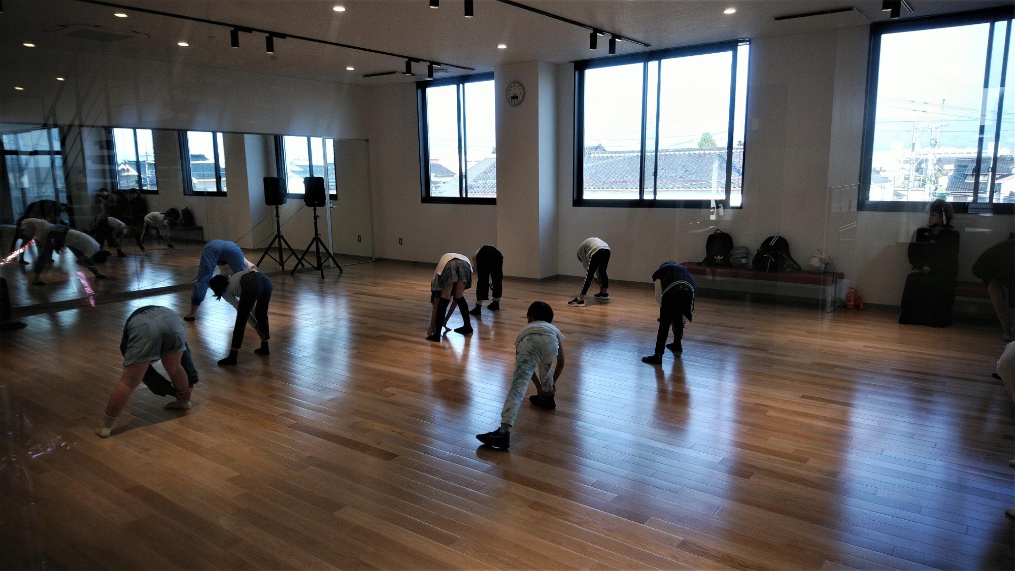 ダンススタジオ