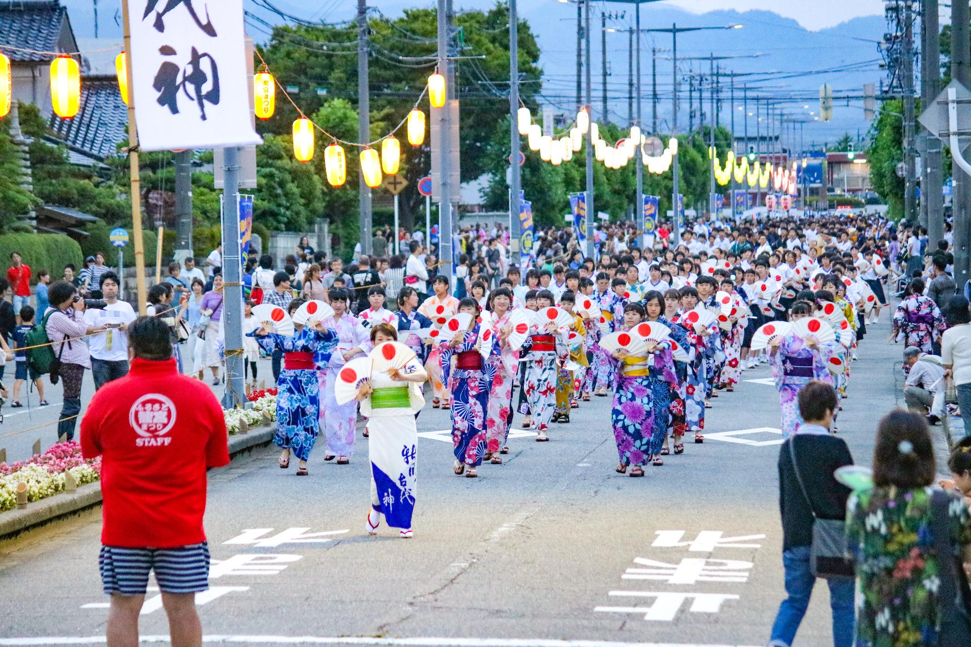 新川古代神街流し