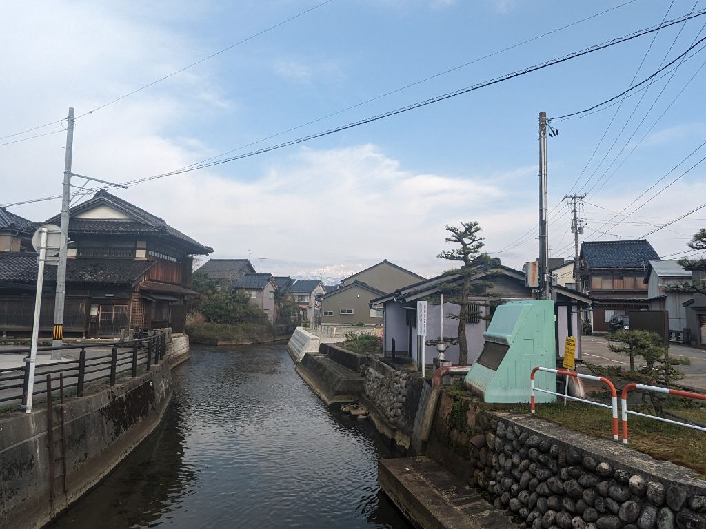 橋場から見た立山